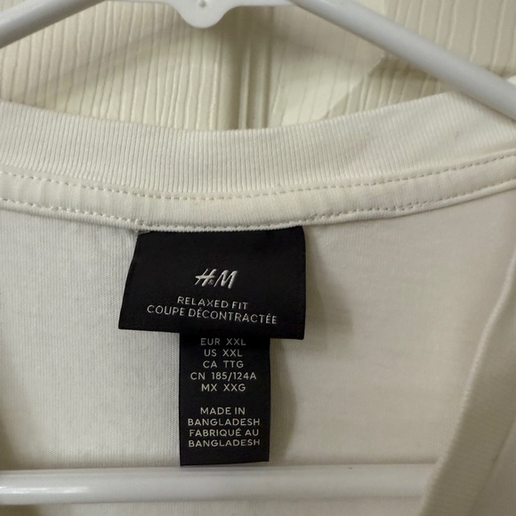 H&M White Tee with Scenic Landscape Print - Picture 3 of 3